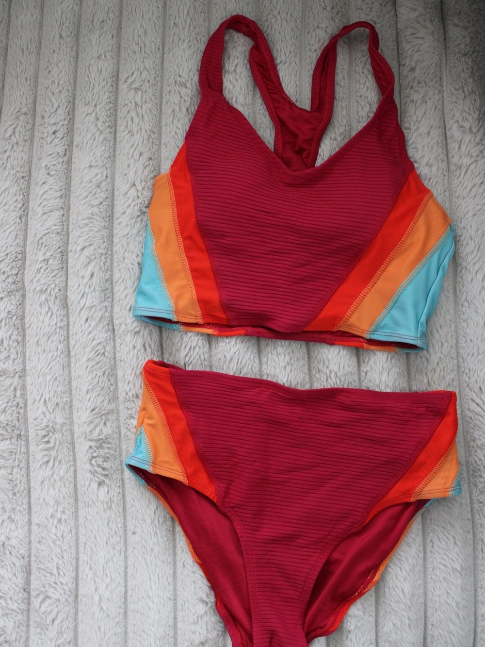 Women's Maroon Colorblock Tank Bikini Set - Maroon/Orange/Blue